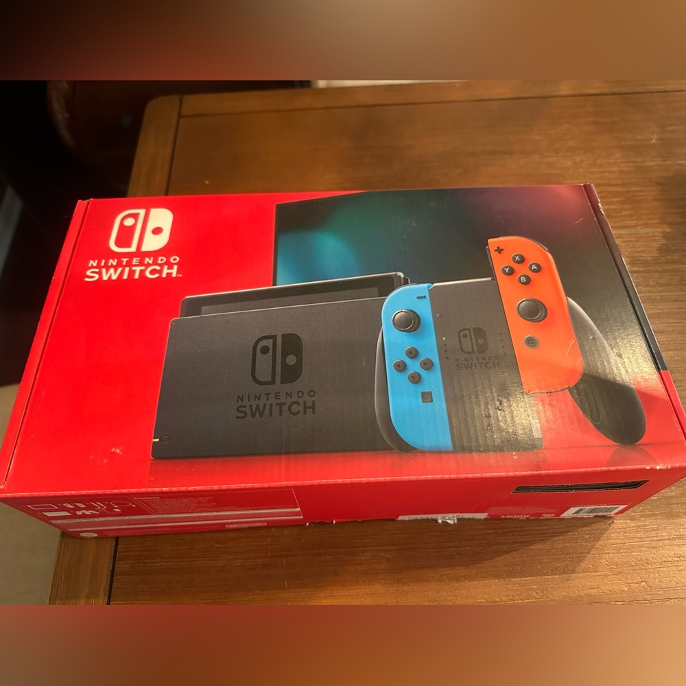 Nintendo Switch Console - Red and Blue Joy-Con